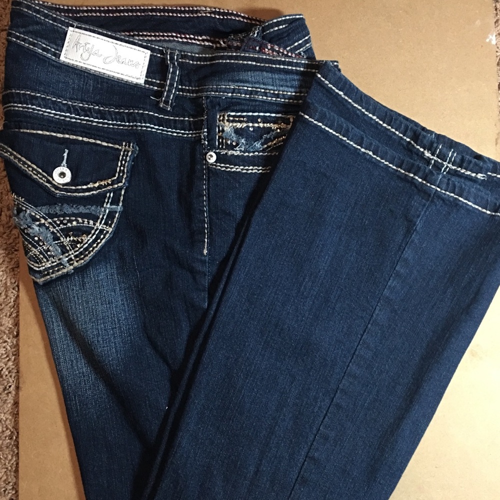 Jeans